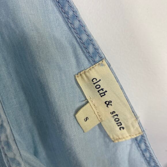 Cloth & Stone Womens Chambray Jumpsuit Size S Blue Tencel V Neck Capri Summer - Picture 8 of 11